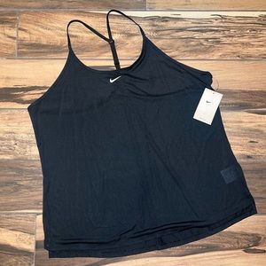 NWT Women’s Nike tank top